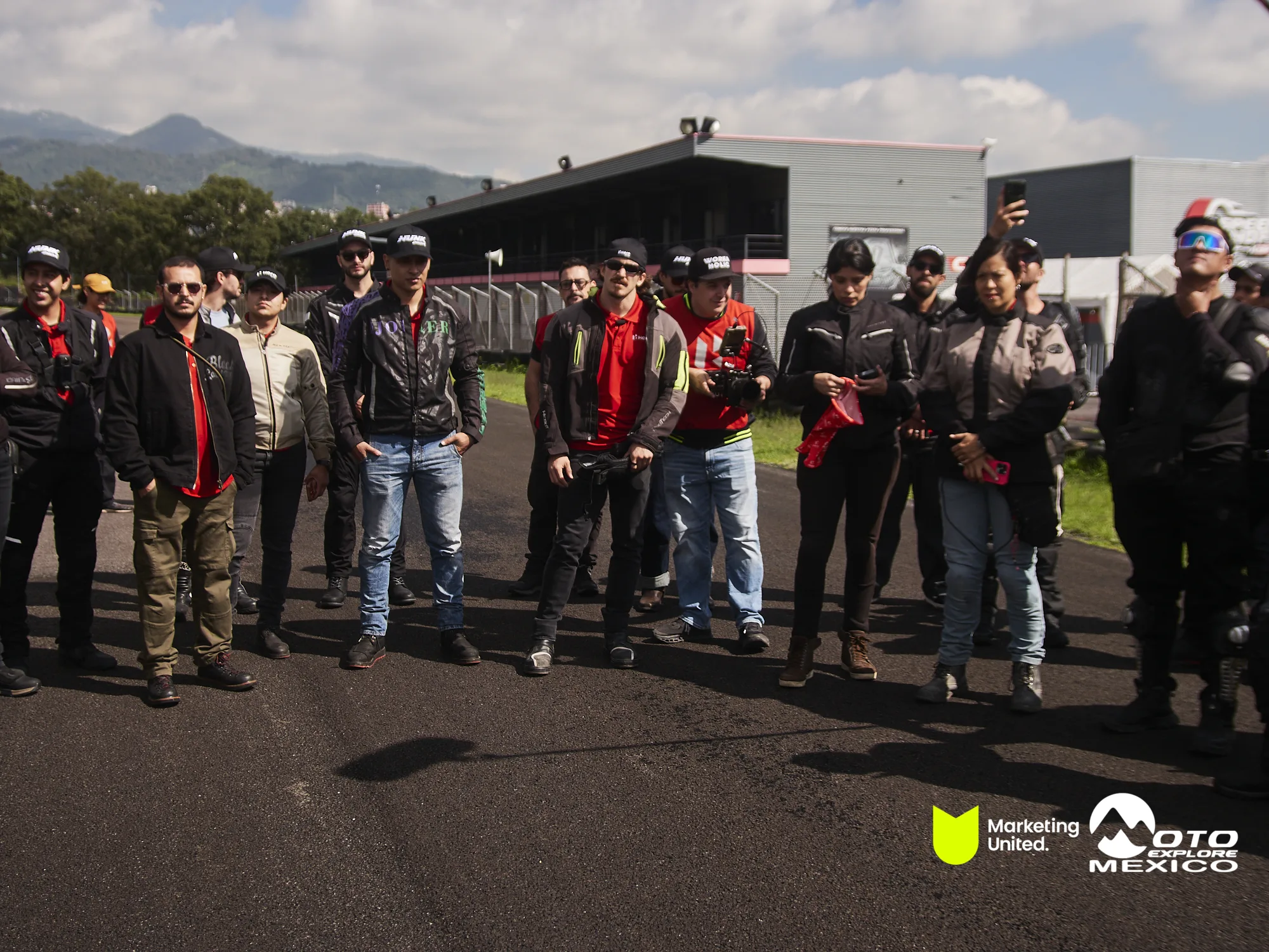 HUNK TRACKDAY 530
